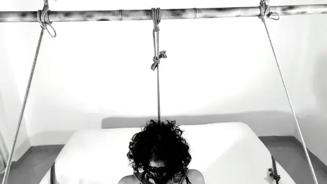 Poster: BDSMLovers - Ich klemmte ihre zunge an ihren kitzler - Bdsm Poster: BDSMLovers - Ich klemmte ihre zunge an ihren kitzler - Bdsm